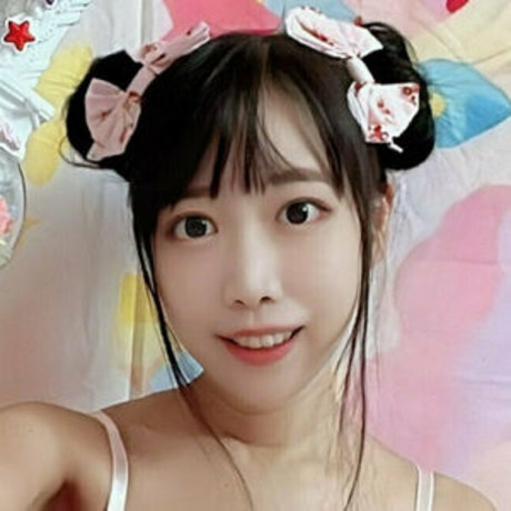 Nek0gigichan トップ女優 画像