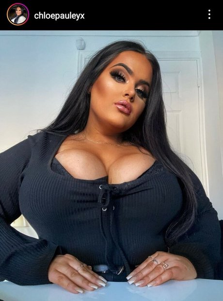 足 マンコ オンリーファンズ ヌード 画像