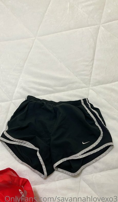 ゲイのチンポオンリーファンズ アートヌード 画像