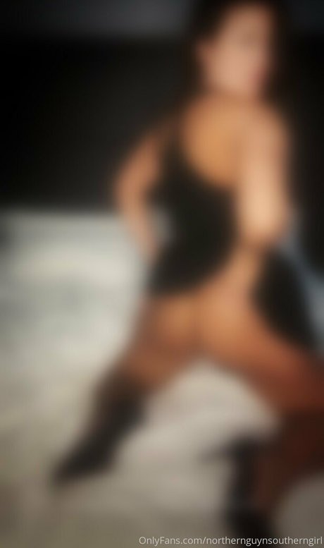 かわいいアナルオンリーファンズ ホット裸 画像