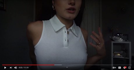 アラブの女の子オンリーファンズ ポルノ 写真