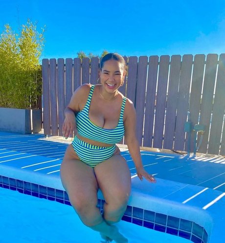 黒人のオンリーファンズ 美しい 写真