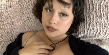 lionessofgod ヌード女優 写真