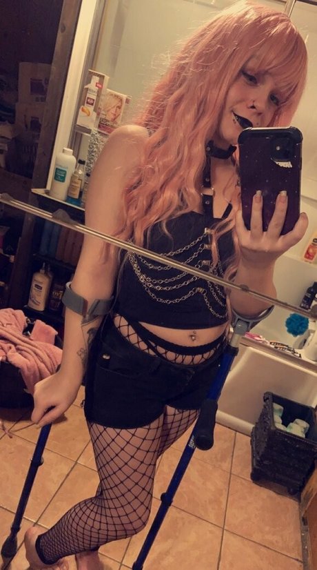 アナルアジア人オンリーファンズ 美しい裸 写真