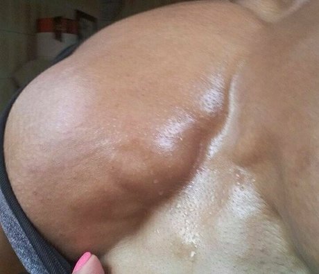 cristtina43 無料女優 写真