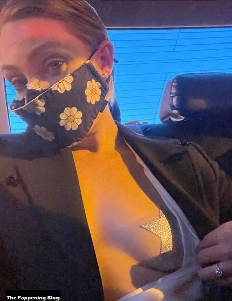 バニープリンセスオンリーファンズ ホットセックス 画像