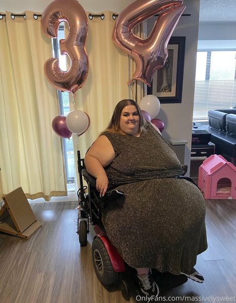 massivelysweet ポルノ女優 写真