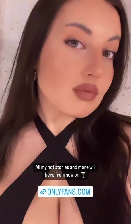 小柄な足オンリーファンズ 無料ポルノ 画像