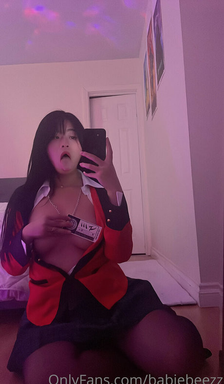 babiebeezz 裸のスター 写真