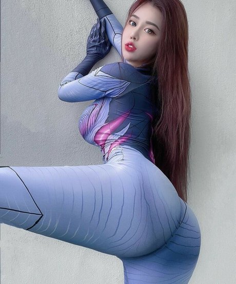 尖ったおっぱいオンリーファンズ 無料 写真