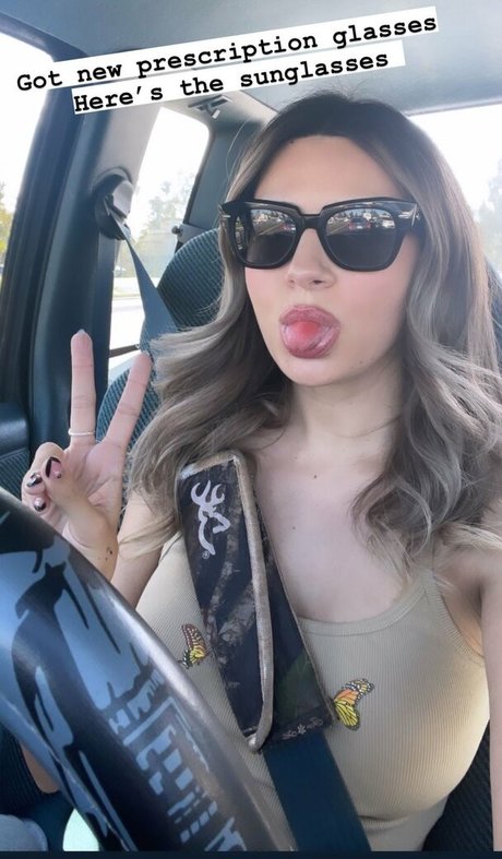 年配の熟女オンリーファンズ ヌード 写真