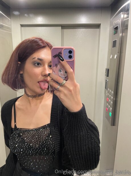 Emanuela Bardo ホットモデル 写真