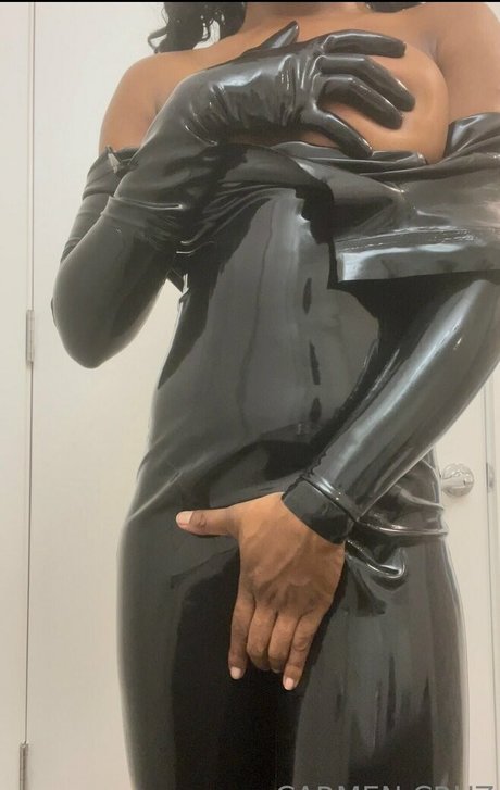 carmencruz セクシーモデル 写真