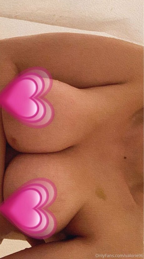 valorie96 ポルノモデル 写真