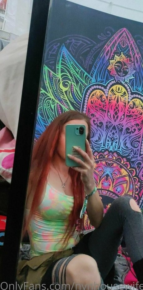 nynhousewife 裸のポルノスター 写真