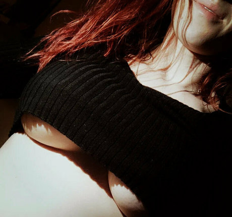 nynhousewife アダルトスター 写真