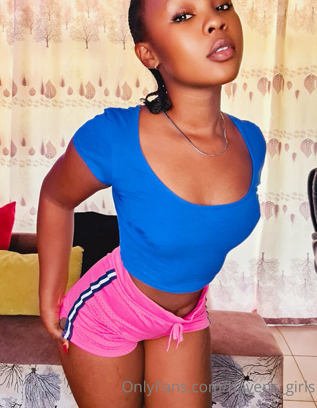 変なゲイのオンリーファンズ ホット 画像