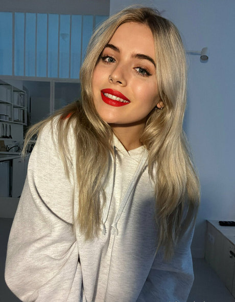 アラブの太ったオンリーファンズ 美しいヌード 写真