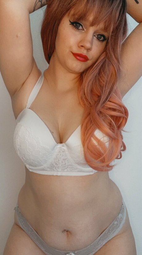 25 オンリーファン 無料ヌード 写真