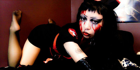 曲線美のブロンドオンリーファンズ アートxxx 写真