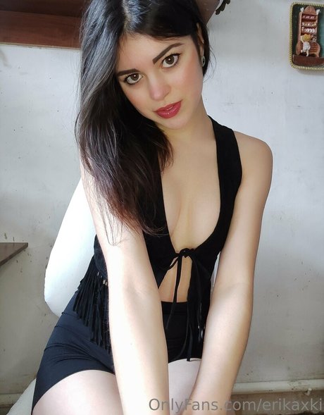 erikaxki セクシー女優 写真