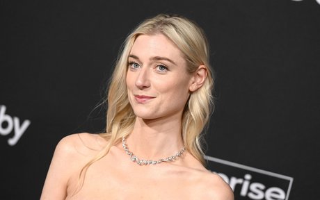 Elizabeth Debicki ポルノスター ベスト 画像