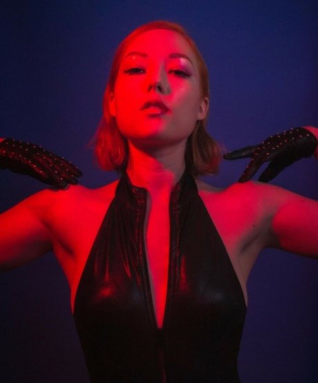 Josephine McAdam 最高の女優 ギャラリー