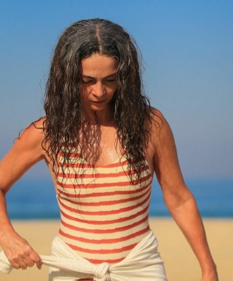 Claudia Ohana ポルノスター 高品質 アーカイブ