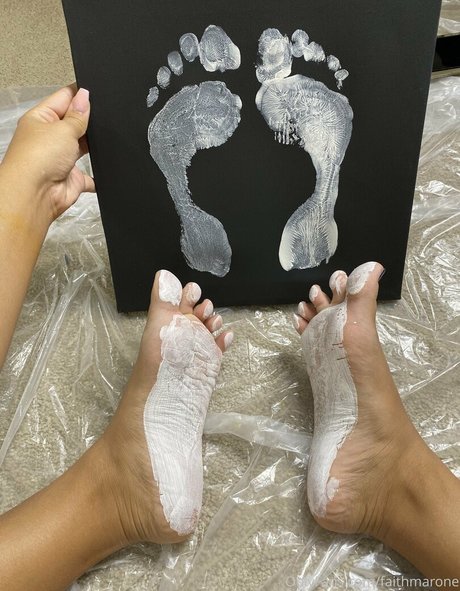 Faithmarone ポルノスター セックス 画像