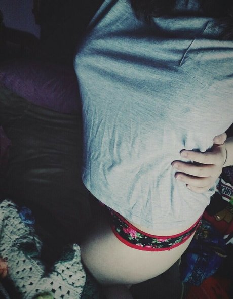 足の動画 オンリーファンズ 無料ヌード 写真