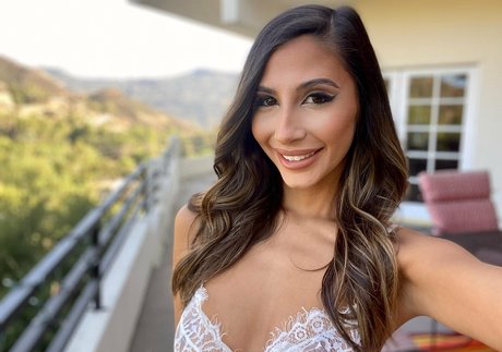 Gianna diorxxx ヌードモデル 写真
