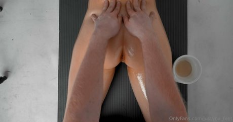 Justyna feet 素敵なスター 写真