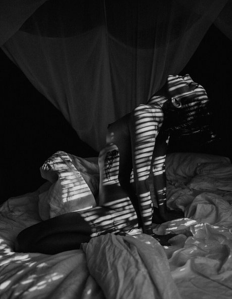 maddieneville ヌードモデル 写真