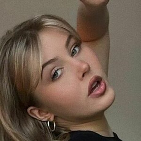 cirizzzle アダルトスター 画像