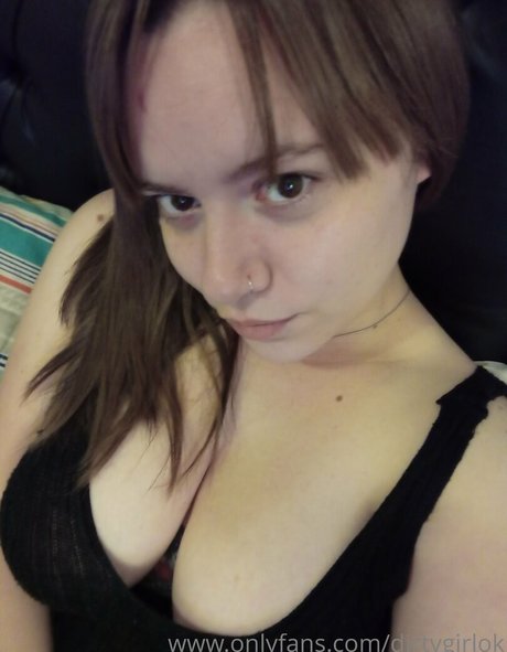 中出し 主観 オンリーファンズ 無料 写真