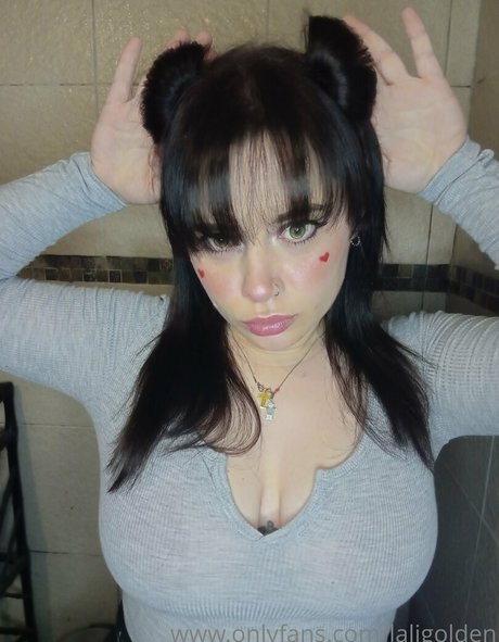 ベビーシッターオンリーファンズ ベスト 写真