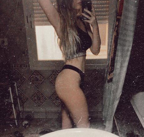 Meru ポルノスター 独占 画像