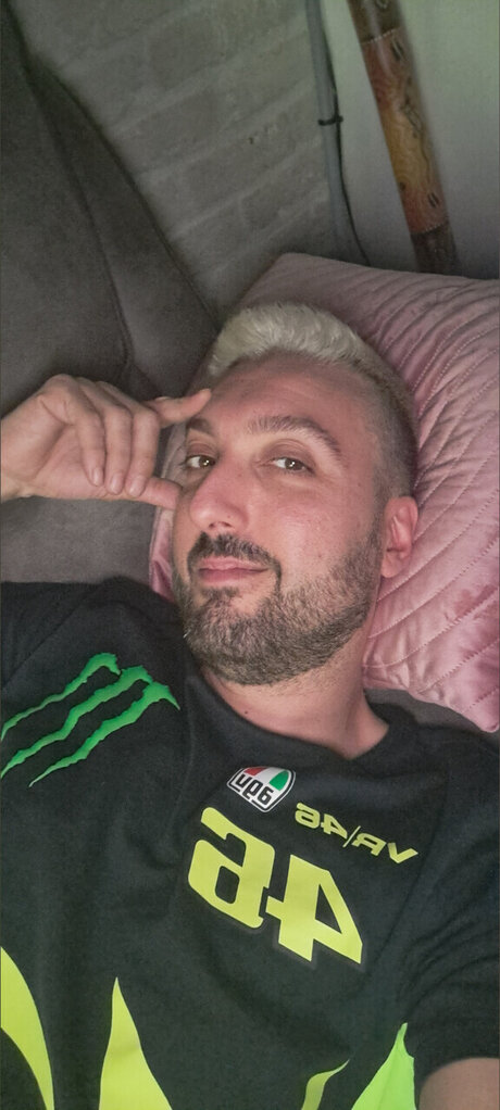 Tonio 最高のポルノスター 写真