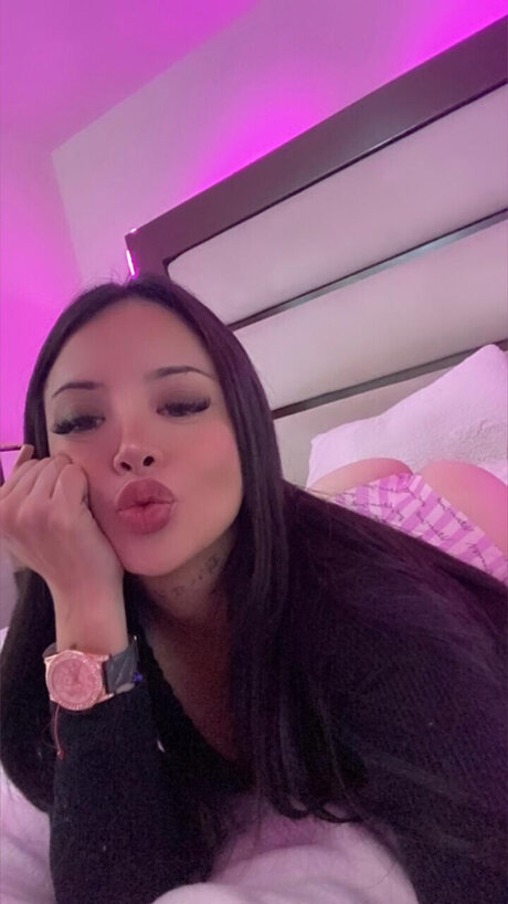 Alexia Nava xxxスター 写真