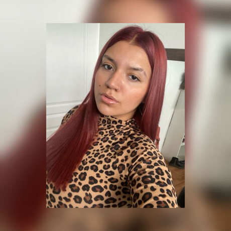 Your little redhead Juli_ xxxスター 写真