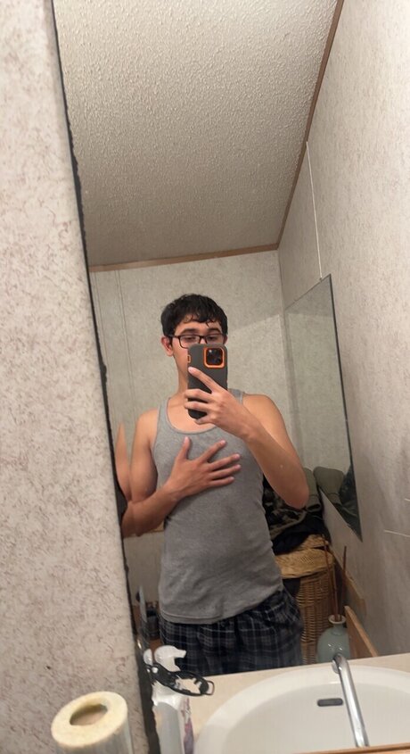 Adrian Rey セクシーなスター 画像