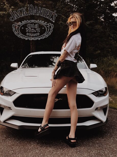 TattedAMOR21 裸のスター 写真