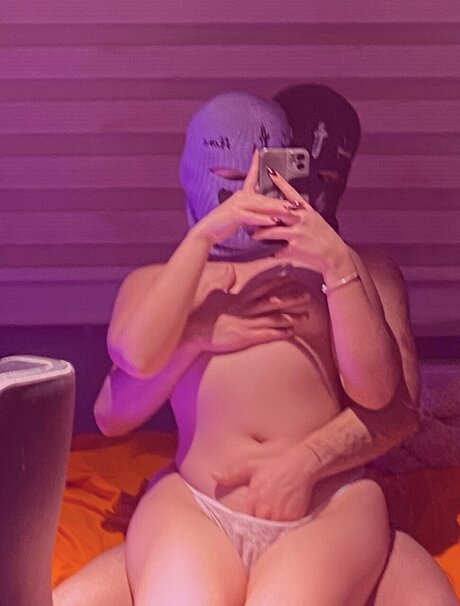 kkk セクシーモデル ギャラリー