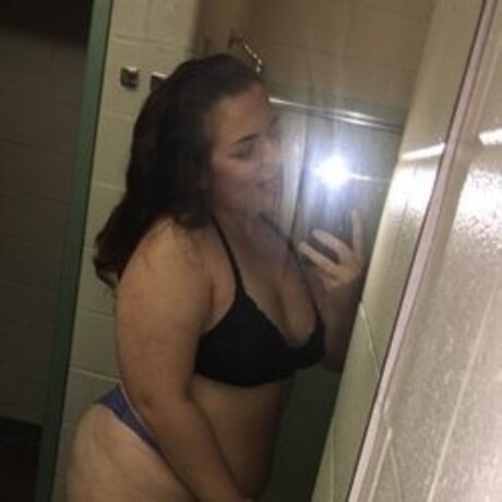 Marie Peach 裸のスター 写真