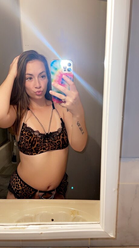 Lexxii Jade セクシーモデル 写真