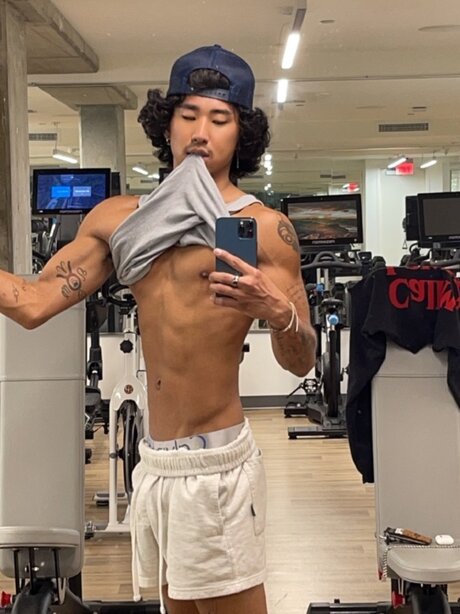 _xnou HDポルノスター 画像