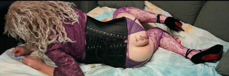 Sissychris47 ホット女優 写真