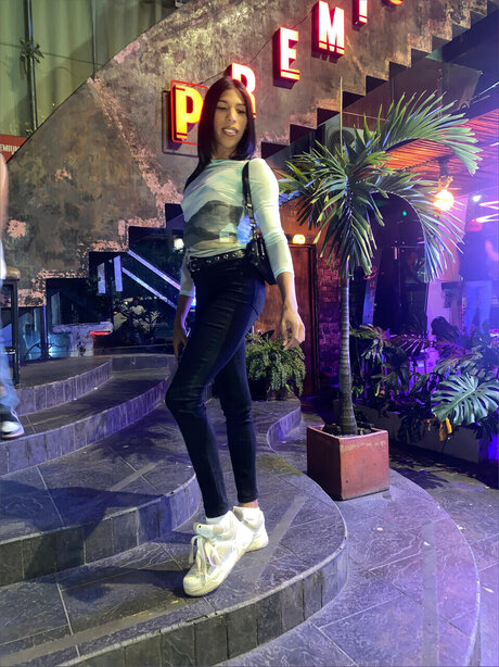 Queen miranda xxx女優 写真