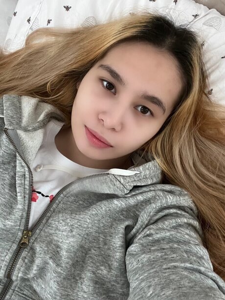 Emerson Hearts セクシーなスター 写真