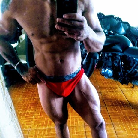 Jhonny 美しいポルノスター 写真